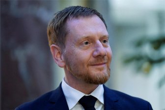Ministerpräsident Michael Kretschmer in Freiberg, Urteil im Steinewerfer-Prozess: Das bringt die Woche in Mittelsachsen - Ministerpräsident Michael Kretschmer kommt am Donnerstag nach Freiberg zur Eröffnung der Pre Zero Pyral GmbH.