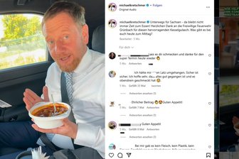 Ministerpräsident schwärmt im Netz von Küchenklassiker aus dem Vogtland: „Der beste Kesselgulasch, den man sich vorstellen kann“ - Sachsens Ministerpräsident löffelt vogtländischen Kesselgulasch.