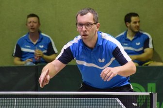 Mission erfüllt, Aufstieg perfekt - Normalerweise ist Martin Sulc in der dritten Mannschaft des TTC in der Bezirksklasse aktiv. Gegen Aufbau Chemnitz löste er seine Aufgabe als Vertretung aber gut und gewann seine beiden Einzel.
