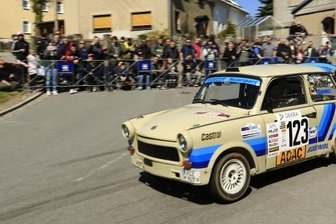 Mister Trabant brettert der Konkurrenz davon - Mario Keller vom MC Grünhain läuft im Trabant gern zur absoluten Hochform auf. So auch bei der 57. Rallye Erzgebirge. 