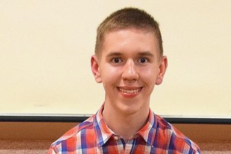 Mit 17 Jahren Ehrenmitglied im Fremdenverkehrsverein Nördliches Vogtland - Hannes Reinhold geht in seiner Aufgabe an der Göltzschtalbrücke voll auf. Der Fremdenverkehrsverein ernannte den 17-jährigen Gymnasiasten deshalb jetzt zum Ehrenmitglied. Die Überraschung ging auf