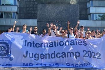 Mit dem Blick von außen: Jugendliche entdecken Chemnitz - Diese Jugendlichen verbringen drei Wochen in Sachsen. Einige waren auch eine Woche bei Gastfamilien in Chemnitz.