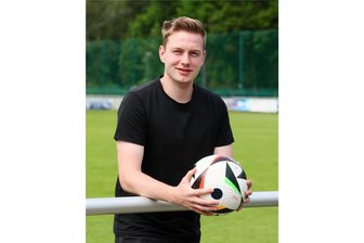 Mit dem FC Erzgebirge im Trainingslager: Fröhlicher Abschluss - „Freie Presse“-Redakteur Paul Steinbach.