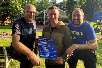 Mit dem Helikopter über den Inselteich: Ringethal feiert drei Tage lang - Heiko Schmieder, Toni Schreiter und Tommy Jacob vom Organisationsteam zum 33. Inselteichfest in Ringethal.