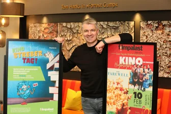 Mit dem Zeugnis an die Kinokasse: Was Schüler beim „Strebertag“ im Zwickauer „Astoria“ erwartet - Theaterleiter Mike Riemenschneider freut sich auf viele junge Kinobesucher am „Strebertag“.