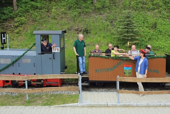 Mit der Feldbahn auf Mondschein-Tour - Mit der Rittersgrüner Feldbahn sind am kommenden Samstag wieder Mondscheinfahrten möglich. 