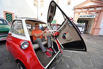 Mit der Isetta bis nach Palermo und Augustusburg - Arno Gey zuckelte aus Döbeln mit einer Isetta 300 zur 32. Auflage des Oldtimertreffens auf der Augustusburg.