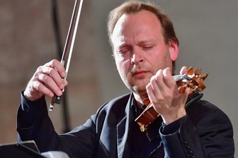 Mit größter Bayreuthwilligkeit: Musiker aus der Region bei den Wagner-Festspielen - Spielt in Bayreuth die zweite Erste Geige: Hartmut Schill, Konzertmeister der Robert-Schumann-Philharmonie Chemnitz. 