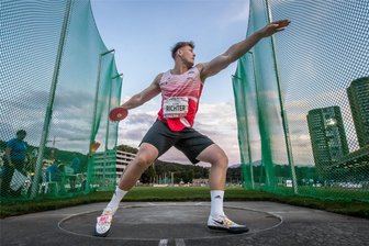 Mit guten Nerven und breitem Kreuz: Diskushüne Steven Richter nimmt Weltrekord als Ansporn - Steven Richter im Diskusring, in dem es auf die perfekte Mischung aus Kraft, Geschwindigkeit und Technik ankommt.