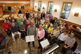Mit Marc Marshall auf der Bühne: Glauchauer Chor steht vor einem Mammutprogramm - Der Georgius-Agricola-Chor steht in der Adventszeit vor einem Mammutprogramm.