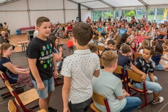 Mit Mundart in die Ferien -