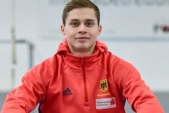Mit Nervenstärke auf das Podest - Ivan Rittschik holte am Pauschenpferd nach 2015 seinen zweiten Titel.