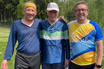 Mit Spaß beim Orientieren - Das 175-Jahre-Trio des SV Lengefeld mit Tobias Wolf, Thomas Stöhr und Jörg Hänsel (v. l.) war mit seinen Orientierungsläufen zufrieden.