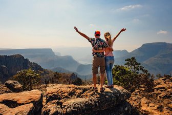 Mit Ü40 um die Welt reisen? Dieses Paar aus Oederan hat es getan - Denise und Sven Hoppe haben ein Abenteuer erlebt - und wollen davon erzählen.