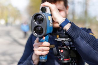 Mit über 100 Sachen in Striegistal unterwegs: Polizei erwischt mehrere Raser bei Kontrollen - Bei Kontrollen in Mittelsachsen stellte die Polizei viele Tempoverstöße fest.