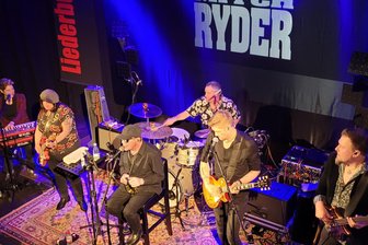 Mitch Ryder in der Lichtentanner „Barbara“: Blues aus tiefster Seele - Mitch Ryder und seine Band begeisterten am Mittwoch in der „Barbara“.