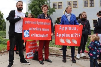 Mittagspause mit Anliegen - Sabine Zimmermann unterstützte die Anliegen der Pfleger. 