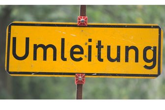 Mittelsachsen: Nachttransporte und Straßensperrungen im März - Schwerlasttransporte und Straßensperrungen sorgen in Mittelsachsen für Behinderungen.