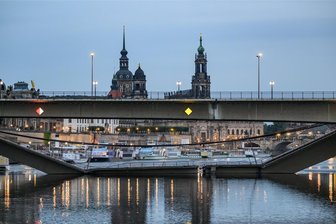 Mittelsachsens Bürgermeister schlagen Alarm: Finanzlage gleicht der Carolabrücke - Die eingestürzte Carolabrücke in Dresden gilt Bürgermeistern als Sinnbild für die dramatische Finanzlage der Kommunen.