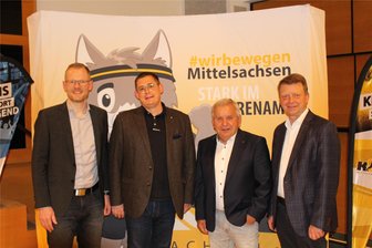 Mittelsachsens Sportler erhalten Grußbotschaft von Felix Magath - Leiten weiterhin die Geschicke der größten Bürgerorganisation des Kreises: KSB-Präsident Eric Braun (2. v. l.) sowie die Vizepräsidenten Kay Richter, Thomas Pretschner und Matthias Scheidig wurden auf dem Kreissporttag wiedergewählt.