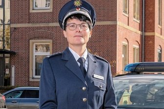 Mittelsächsin übernimmt Kommando in Marienberg - Michaela Hengst ist neue Leiterin des Polizeireviers Marienberg. Das bekommt bis Ende 2023 einen Anbau. Dieser wird im Erdgeschoss etwa über Garagen verfügen und in der ersten Etage über Büroräume für den Kriminaldienst, erklärt die 46-Jährige.