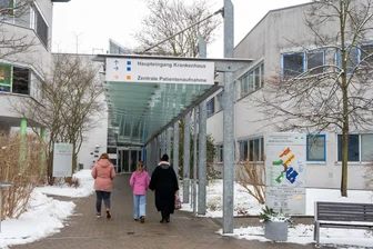 Mittweida: Was hinter den Meldungen über einen Stromausfall im Krankenhaus steckt - Krankenhausbesucher berichteten am Montag über einen Stromausfall in Mittweida.
