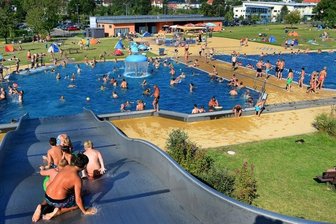 Mittweidaer Freibad schließt am Sonntag - Mittweidaer Freibad an gut besuchten Tagen