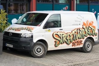 Mobile Jugendarbeit in Plauen erhält 2000 Euro Spende - Die Spende wird unter anderem für das Auto der Mobilen Jugendarbeit verwendet.