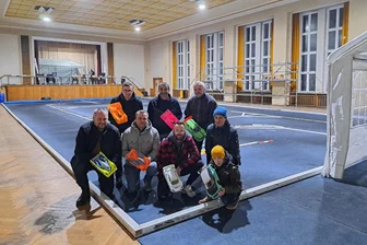 Modellautosport – wenn der Speisesaal in Venusberg für Gelenauer zur Rennstrecke wird - Die Modellautosportler des TSV Gelenau haben den Saal der ehemaligen Feinspinnerei in Venusberg umgebaut und freuen sich nun auf ihren ersten Wettkampf.