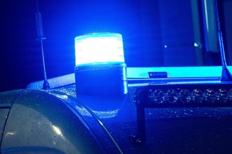 „Mögliche Verunsicherung vermeiden“: Groß angelegte Polizeiübung nah am Vogtland - Blaulicht, Schüsse und erhöhte Polizeipräsenz - nicht immer ein Grund zur Sorge.