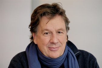„Mörderischer Sommer“: So ätzt Jörg Kachelmann nach dem Blitzeinschlag von Dresden - Moderierte lange Jahre beim MDR das Talk-Format „Riverboat“: Jörg Kachelmann (65).