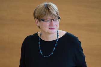 Morddrohung gegen Freiberger Linken-Politikerin Jana Pinka: Staatsschutz ermittelt -            Jana Pinka (Die Linke) im Landtag.