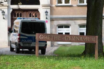 Morddrohungen am Auerbacher Gymnasium: Zweiter Verdächtiger auf freiem Fuß -