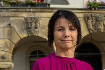 Morgens heiraten, abends auf die Stadtratssitzung: „So etwas gibt es selten“ - Sorina Heumann (AfD) kam am Abend ihrer Hochzeit zur Ratssitzung - als Sorina Riedel.