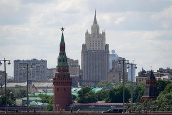 Moskau meldet Attacken von 60 Drohnen - Raffinerie getroffen - Die russische Flugabwehr will am Morgen mehr als 20 Drohnenangriffe auf Moskau abgewehrt haben. (Archivbild)