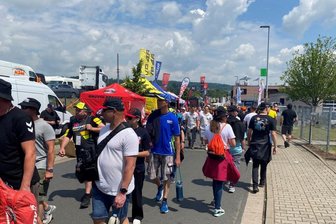 MotoGP am Sachsenring: Zehntausende an der Strecke unterwegs -