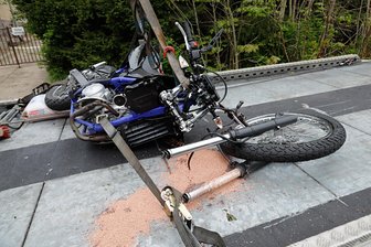 Motorradfahrer bei Unfall verletzt -