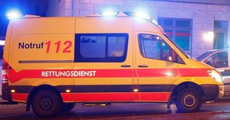 Motorradfahrer nach Zusammenstoß mit Auto schwer verletzt -