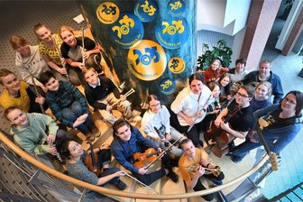 Mozart-Musizierwoche: Schüler aus drei Ländern treffen sich in Colditz und laden Gäste ein - Kinder und Jugendliche treffen sich zur Mozart-Musizierwoche auf Schloss Colditz. Hier ein Foto, das die Sächsische Mozart-Gesellschaft zur Verfügung gestellt hat.
