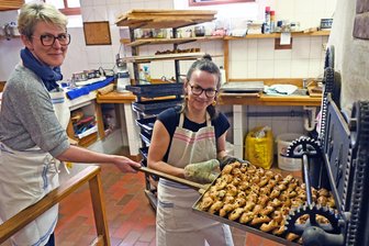 Mühlentag in Mittelsachsen: Mühle in Wegefarth bei Freiberg lädt ein und braucht Hilfe - Wie hier im vergangenen Jahr lädt die Mühle Wegefarth zum Backtag ein.
