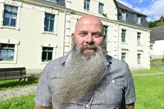 Mühlentals Ansage an den Landrat: Wir wollen raus aus dem Abfall-System - Seit Anfang 2025 gibt es in Mühlental Gelbe Tonnen. Geleert werden sie alle vier Wochen. Auch Bürgermeister Heiko Spranger will das wieder ändern.