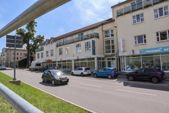 Müller-Filiale verlässt Limbach-Oberfrohna und zieht nach Chemnitz - 1993 ist die Müller-Filiale in das damals neue Stadthaus an der Jägerstraße eingezogen. Mitte September 2025 ist Schluss.