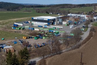 Müllfirma Glitzner im Vogtland vor Verkauf: Pulverfass oder Top-Standort? - Die kreiseigene Müllfirma Glitzner in Schneidenbach soll verkauft werden. Verschwinden soll der Problem-Standort des Kreises aber nicht, er soll weiterhin betrieben werden für Kunden aus Industrie und Gewerbe.