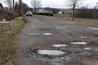 Mülsen baut Radweg nach Lichtenstein - Die Lichtensteiner Straße in Mülsen soll ab der Wohnbebauung zum Radweg ausgebaut werden.