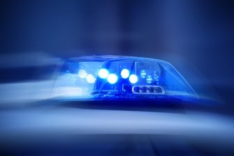 Mülsen: Einbrecher erbeuten Gegenstände im Wert von 20.000 Euro - Die Polizei sucht Zeugen, die Hinweise zum Einbruch geben können.