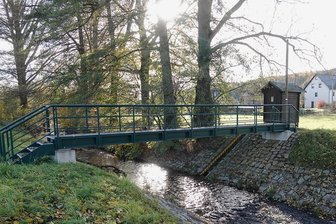 Mülsen orientiert sich an eigenem Wasserpegel - An diesem Pegel des Mülsenbaches in Niedermülsen will sich die Feuerwehr künftig orientieren.