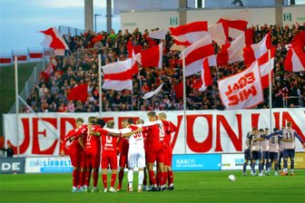 „Müssen alles in die Waagschale legen“: FSV Zwickau beim SC Freital gefordert - Die Zwickauer werden in Freital alles abliefern müssen, um als Sieger vom Platz zu gehen.
