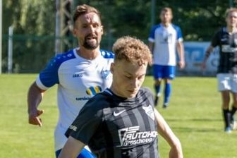 "Müssen uns nicht verstecken" - Der Wechsel aus Gelenau hat sich gelohnt: Neuzugang Tommy Barthold (hier gegen Glauchau) überzeugt bislang und belebt das Tannen-Spiel merklich.