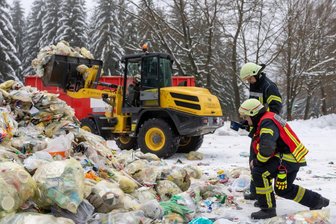 Muldenberg: Müllladung gerät in Brand -