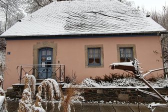 Mundart-Autoren aus dem Vogtland lesen bei Kerzenschein und Glühwein - Der Vogtländische Mundartkreis lädt am 6. Januar ins Alte Spital ein.